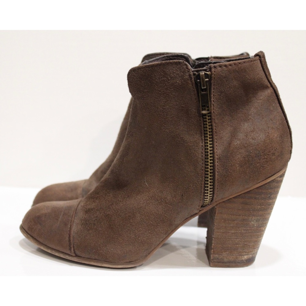 Brown heeled ankle boots